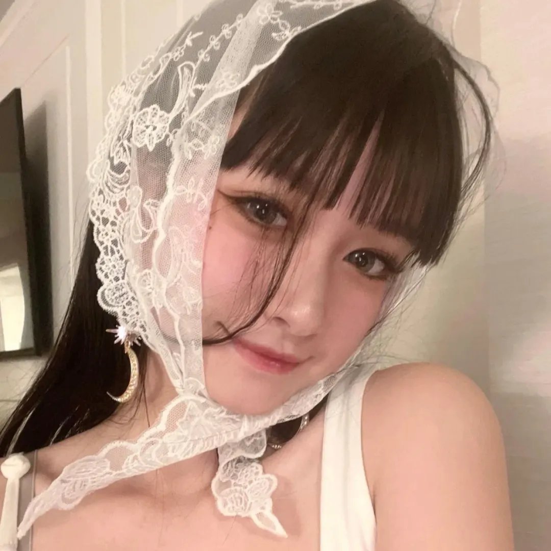 艳妻扮婢记